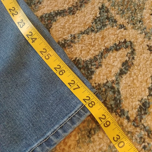 Lane Bryant Distressed Jeans - Picture 14 of 14